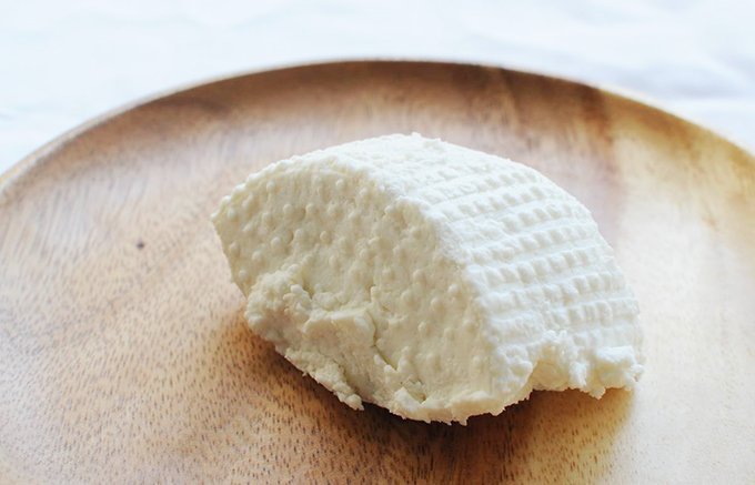 輸入品に負けないおいしさ！鮮度が決め手の日本国内のとっておきのチーズ