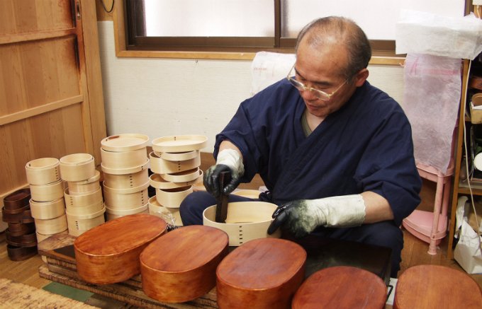 ギフトにもピッタリ！木曽ヒノキと木曽サワラで作った天然素材の「お弁当箱」