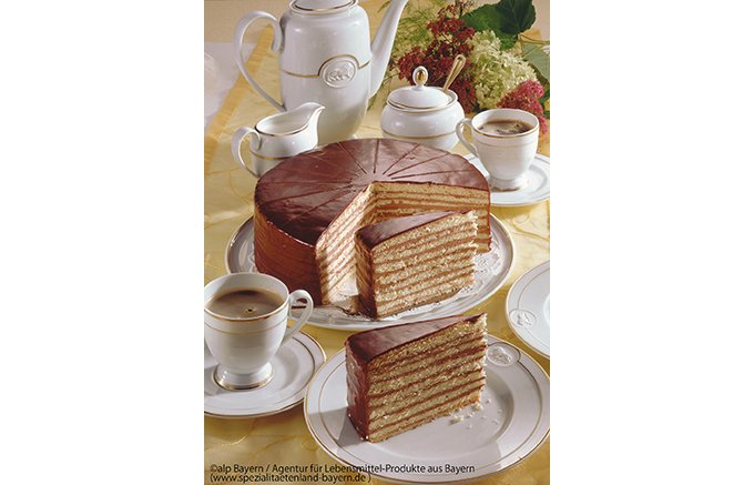 王子のために作られたケーキ バイエルンを代表する プリンツレゲンテントルテ Ippin イッピン