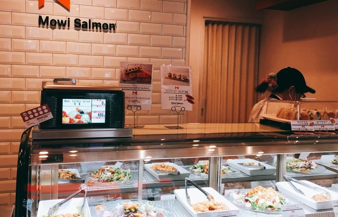 ノルウェー×日本、『Mowi Salmon』サーモンおにぎりのランチボックス