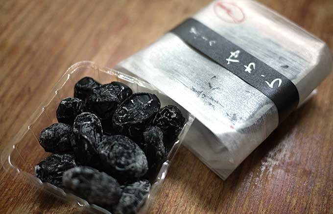 高品質「丹波の黒豆」の大粒を使用した極上の京菓子