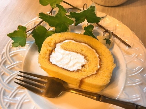 素材の味をそのままに！シンプル＆ベーシックな王道ロールケーキ