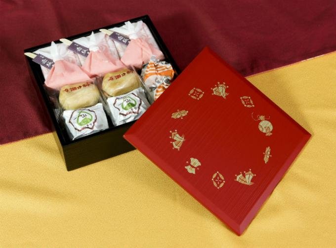 いざという時の頼れるお供！幸せ気分になれる和菓子で贈る『ひと味違う手土産』