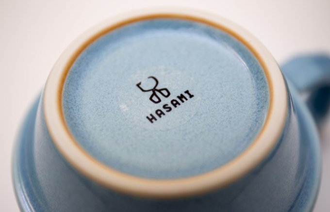 伝統に裏打ちされた新しい陶磁器ブランド「HASAMI」
