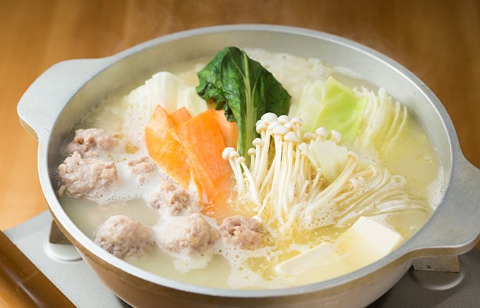 極上の白濁スープに鶏の旨味あふれる「とり田」の水炊きセット