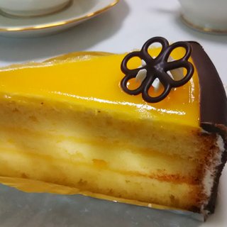 このレモンケーキは、横浜元町・レトロ洋菓子店「喜久家」のもうひとつのロングセラー