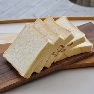 食パンを追求した専門店ならではの味「むつか堂」の角型食パン