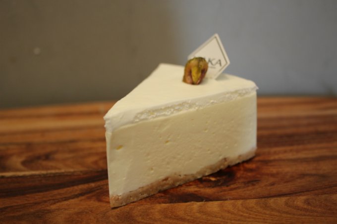 チーズを味わう。チーズを楽しむ。チーズケーキ専門店『KAKA（カカ）』