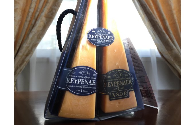チーズ好きにおすすめ！旨み凝縮『Reypenear』の熟成ゴーダチーズ
