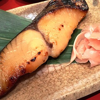 西京漬を上品に仕上げた行列のできる名古屋鈴波の魚介味醂粕漬