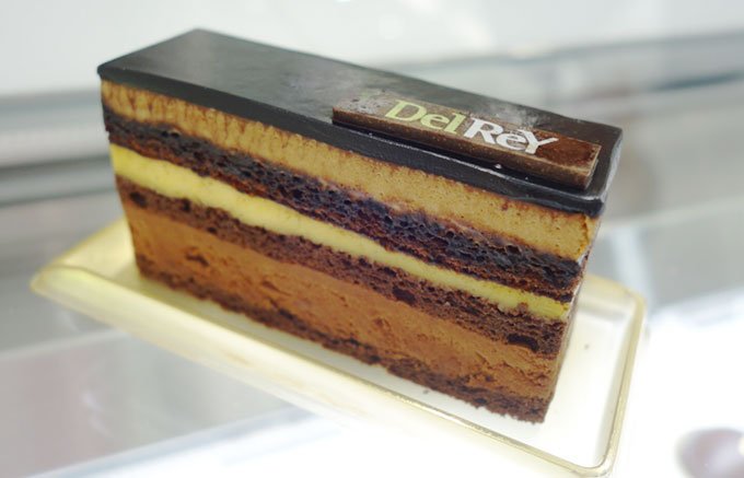 もう食べた？ベルギーの高級ショコラティエ「デルレイ」のショコラケーキ